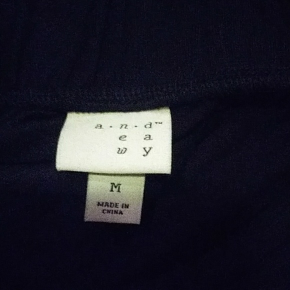 Black Coverup - Picture 6 of 6